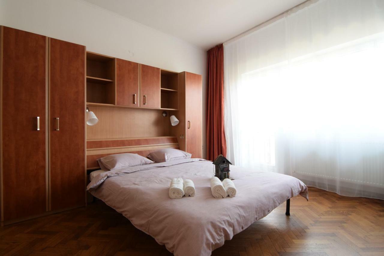 Resedinta Lui Calin - Downtown Park Cismigiu Apartment Bucharest Exterior photo