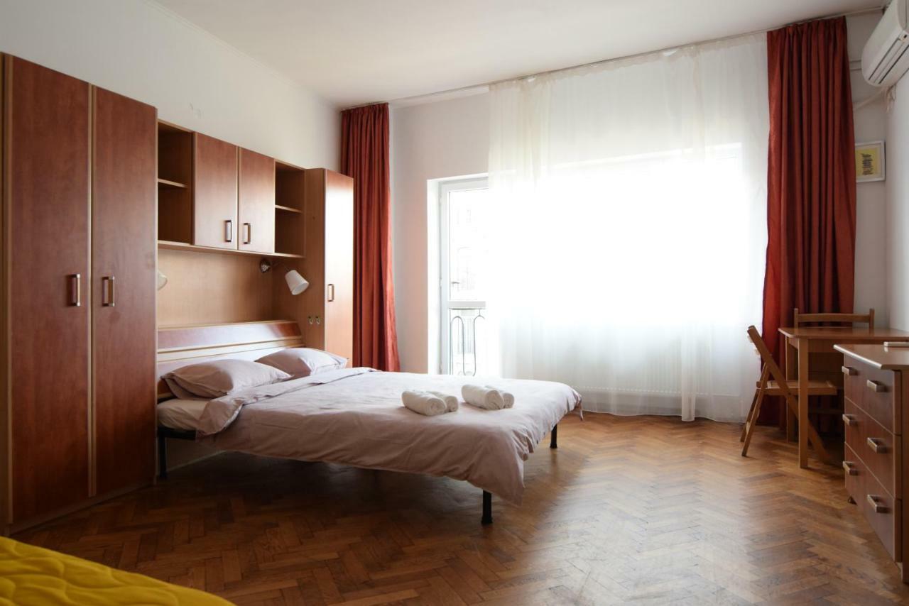Resedinta Lui Calin - Downtown Park Cismigiu Apartment Bucharest Exterior photo